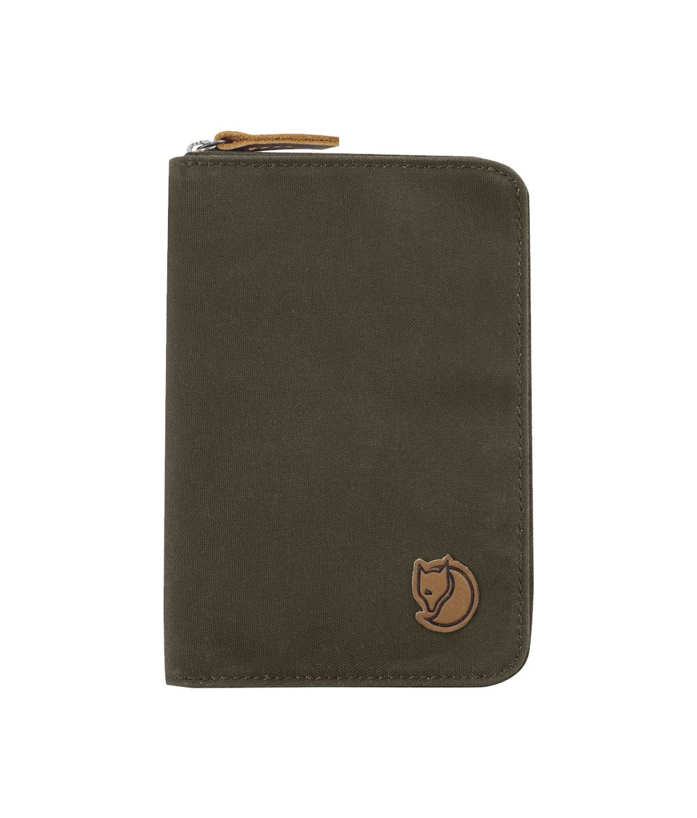 carteira-passport-wallet-dark-olive-F24220F633-1