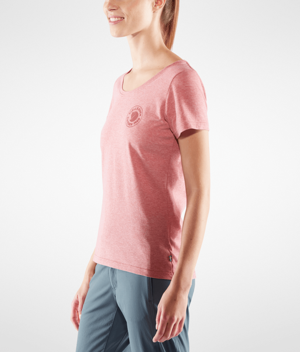 camiseta-feminina-1960-logo-F83513-detalhe-1