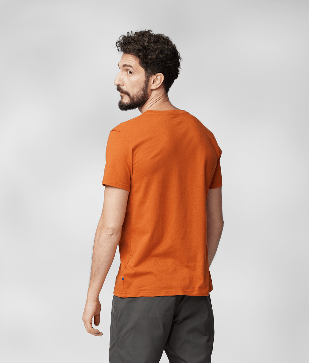 camiseta-masculina-fjallraven-equipment-F86976-modelo-2