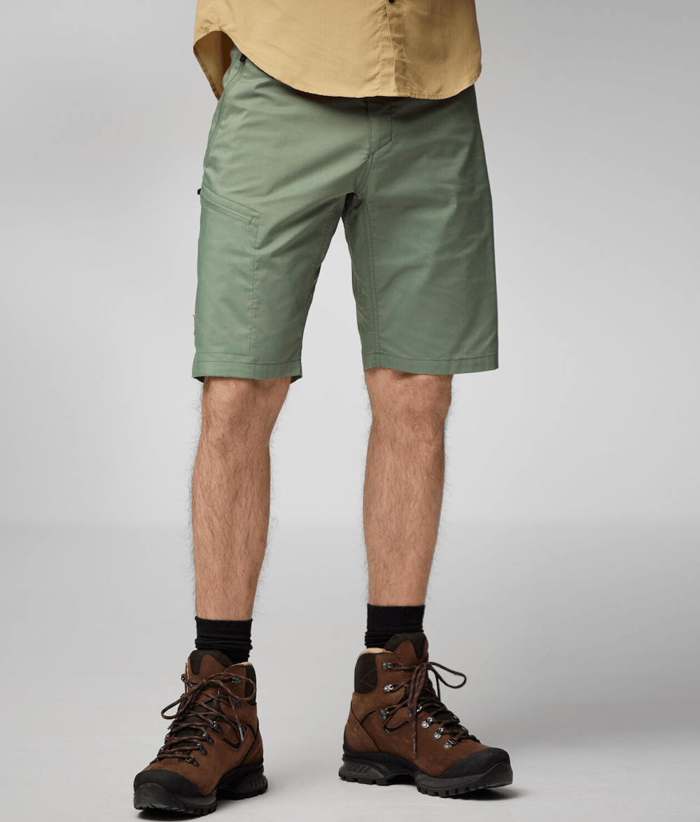 short-masculino-abisko-hike-patina-green-F86969F614-3