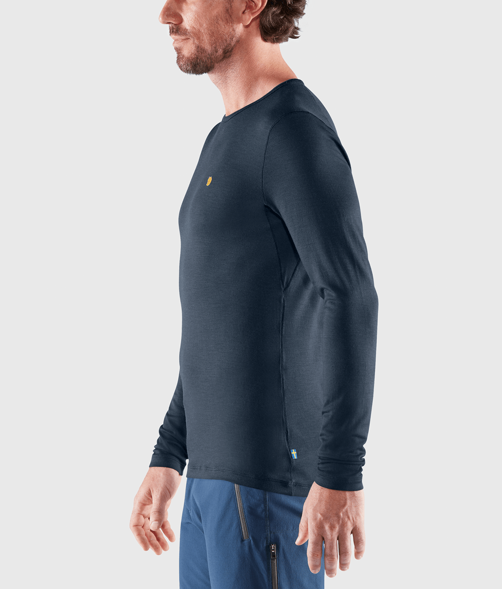 Camiseta-segunda-pele-masculina-la-merino-bergtagen-thinwool-black-F87405-F550_3