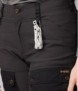 Calca-feminina-keb-curved-black-F86705-F550_7
