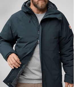 HC_Hydratic_Padded_Trail_Jkt_M_12500159-555_K_MODEL_FJR.png