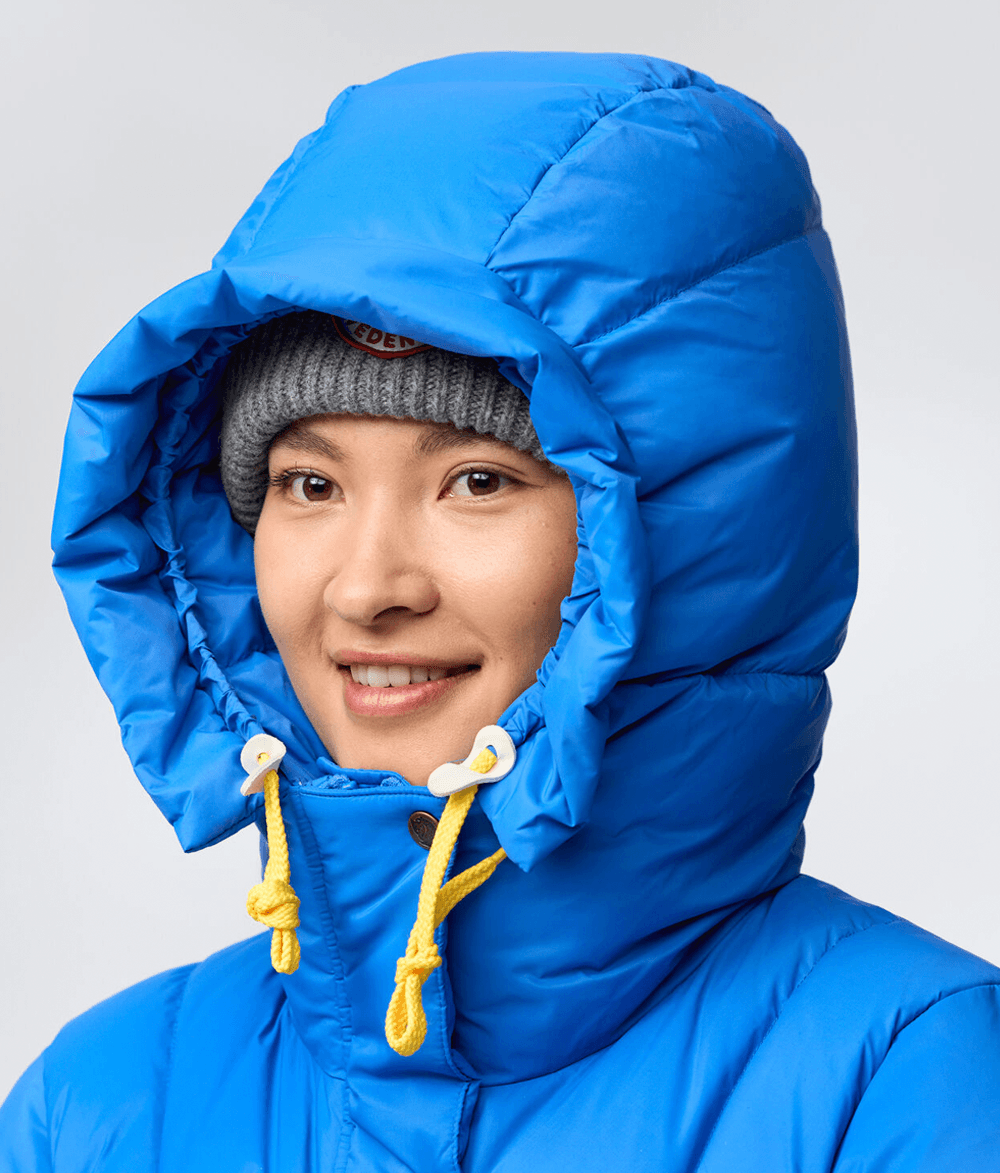 Expedition_Down_Lite_Jacket_W_89995-525_G_MODEL_FJR.png