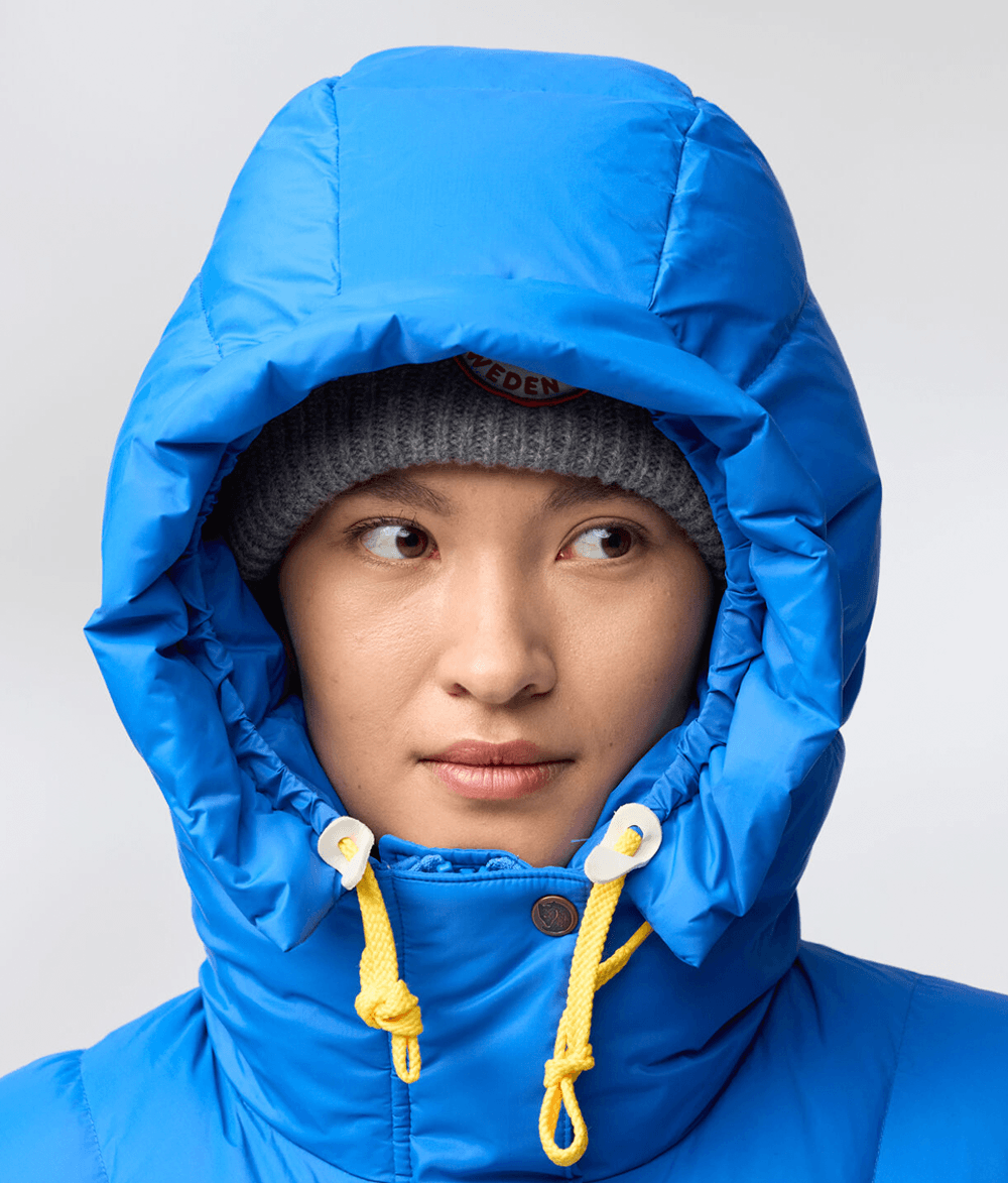 Expedition_Down_Lite_Jacket_W_89995-525_H_MODEL_FJR.png