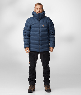 jaqueta-masculina-expedition-mid-winter-com-capuz-F12500152-detalhe-1.png