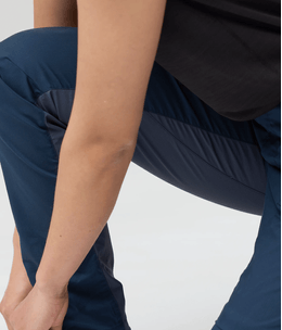 calca-feminina-abisko-hybrid-trail-navy-F14200142-F560-12.png