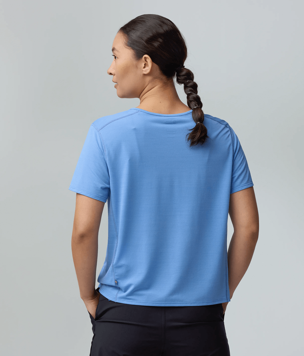 camiseta-feminina-abisko-lite-F14600203-2.png